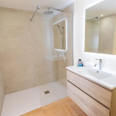 Eu Moll 2a - Near The Sea With Wifi And Pool Apartament