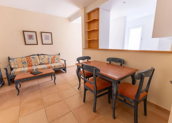 Apartamento Eu Moll 2a - Near The Sea With Wifi And Pool